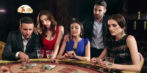 Startkort i poker: slik finner du riktig innføring